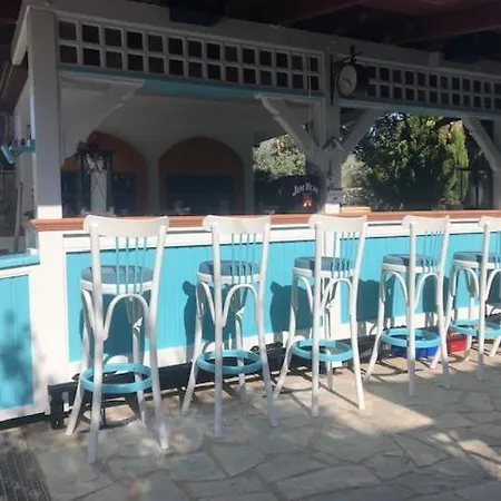 Aegean Lägenhet Potos
